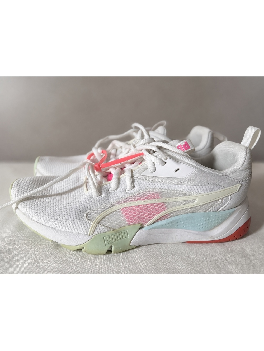 Puma Women’s White Pink Pastel Athletic Sneakers Size 8.5 M